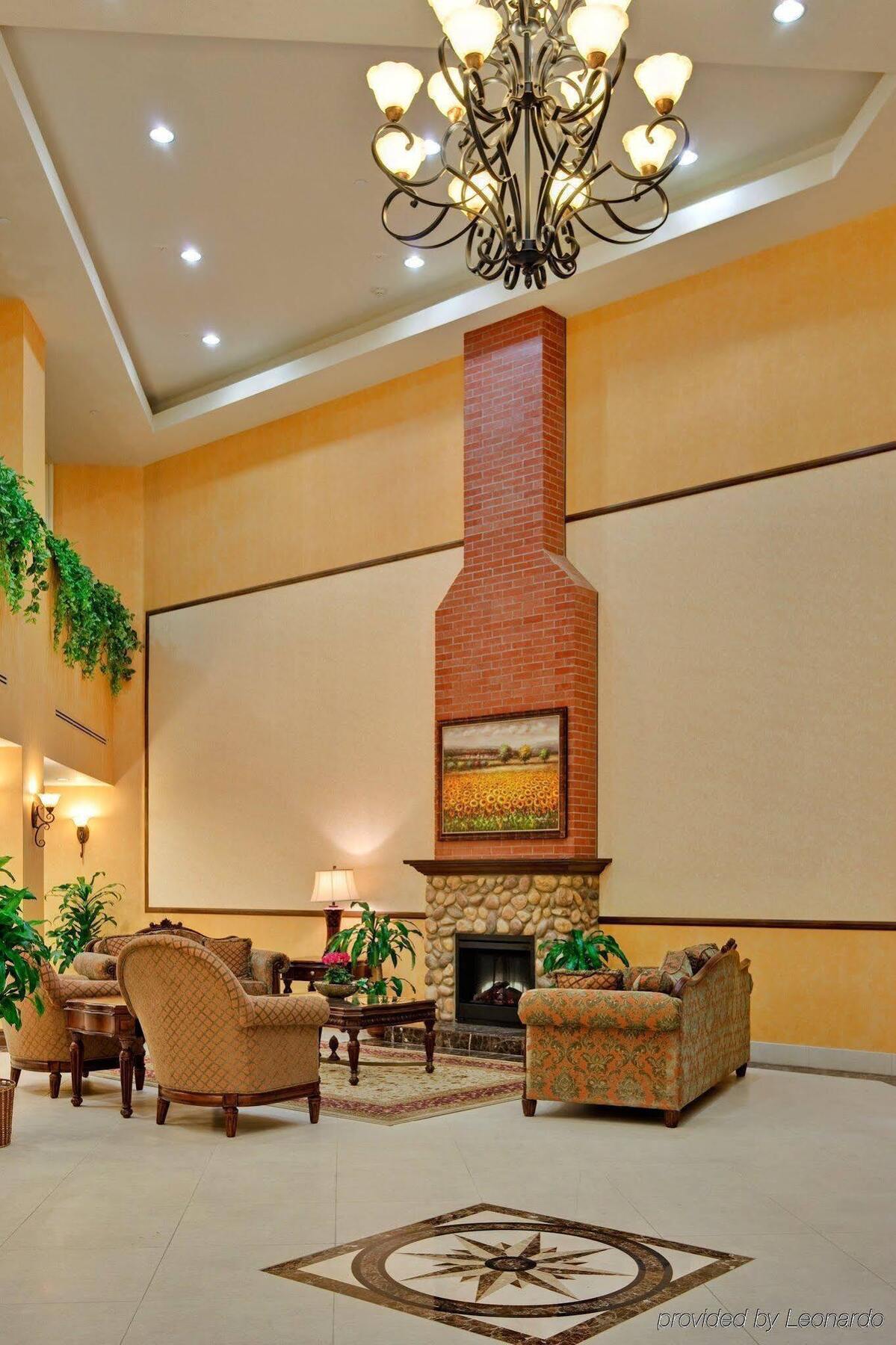 Holiday Inn Express & Suites Beaumont - Oak Valley By Ihg Exterior photo